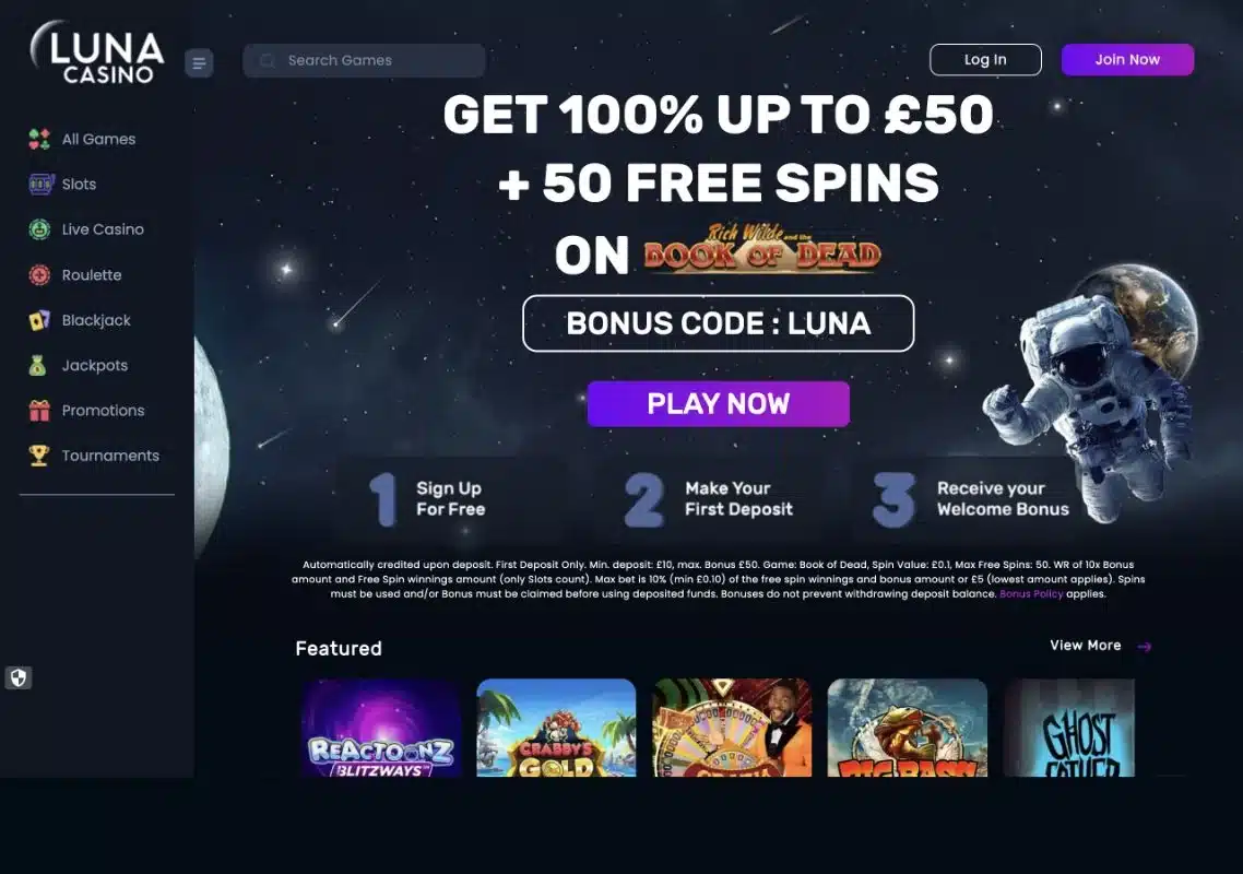 Clean current Luna Casino homepage showing the complete logo, navigation and welcome offer